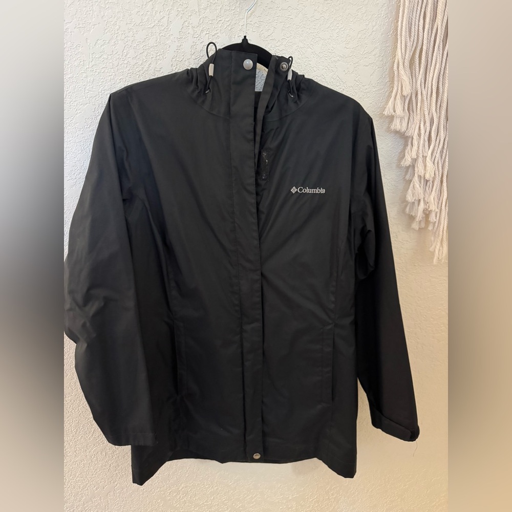 Columbia black rain jacket